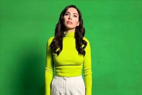 Era una de las damas de honor de Hanna, quien se llevaba muy bien con Tom.