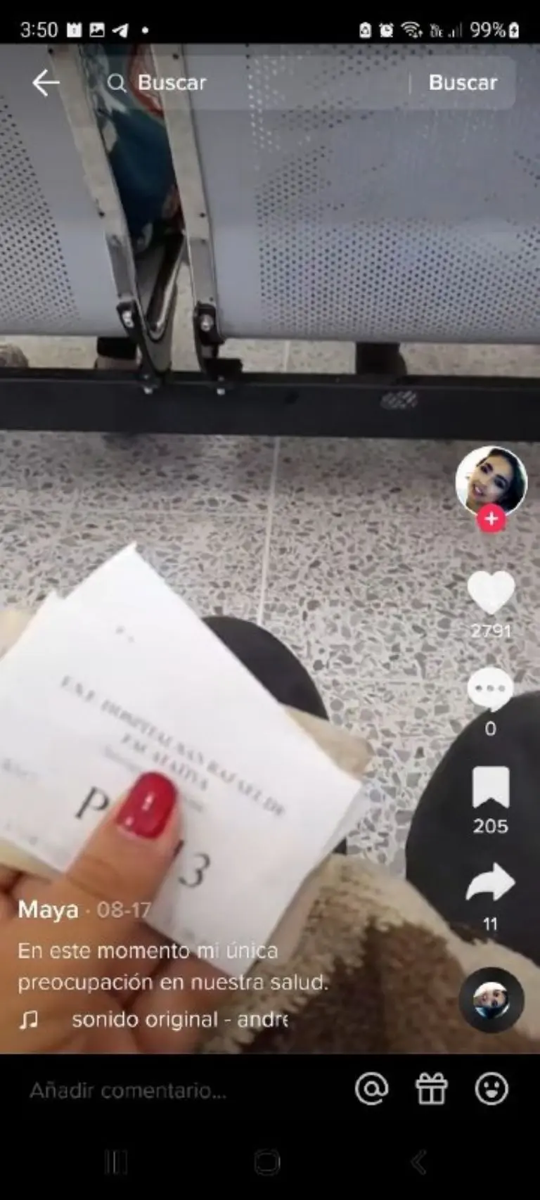 La mujer encontró heces de ratón - Tomada de video