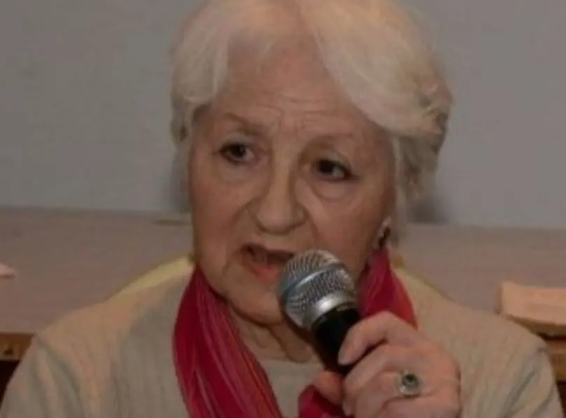 Era la ama de llaves de la familia, una mujer muy amable y excelente cocinera que sol&iacute;a meterse en los asuntos de los Costa porque estaba interesada en su bienestar. La actriz falleci&oacute; en 2004. 