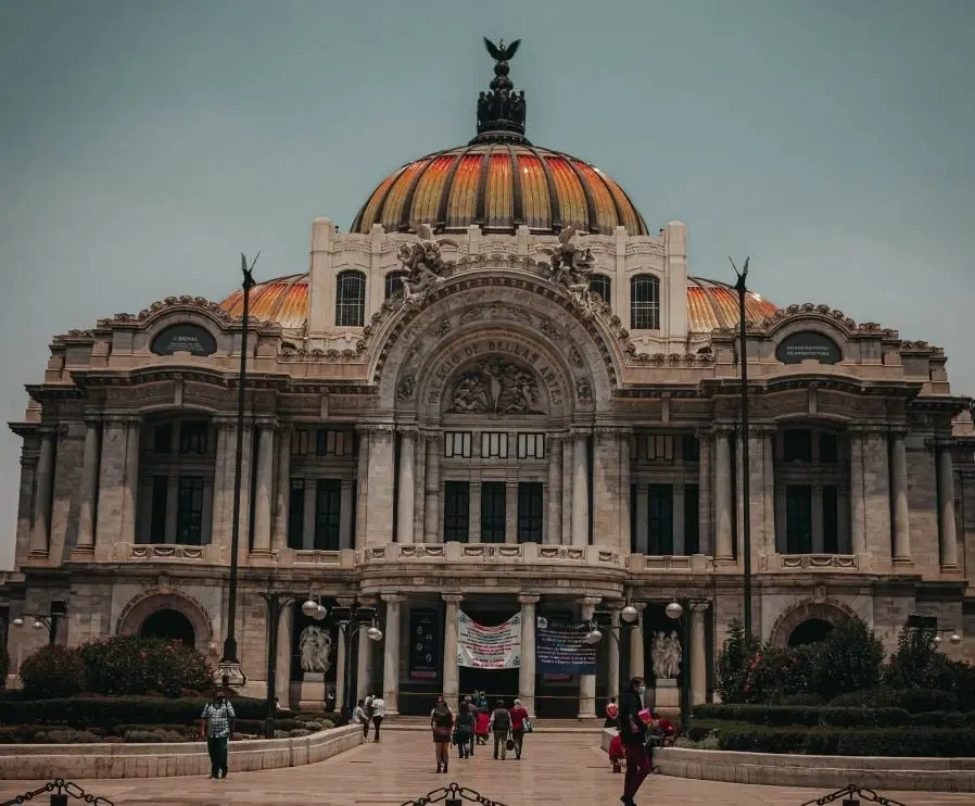 El país norteamericano recibió 54.1 billones de dólares. 