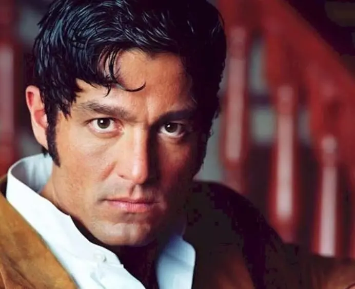 Fernando Colunga