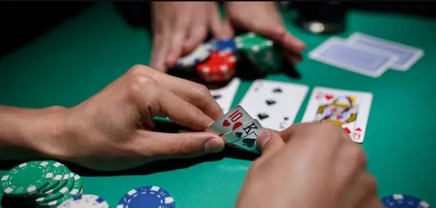 Hay compa&ntilde;&iacute;as comprometidas en la prevenci&oacute;n y superaci&oacute;n de la ludopat&iacute;a, como Big Bola, en M&eacute;xico.