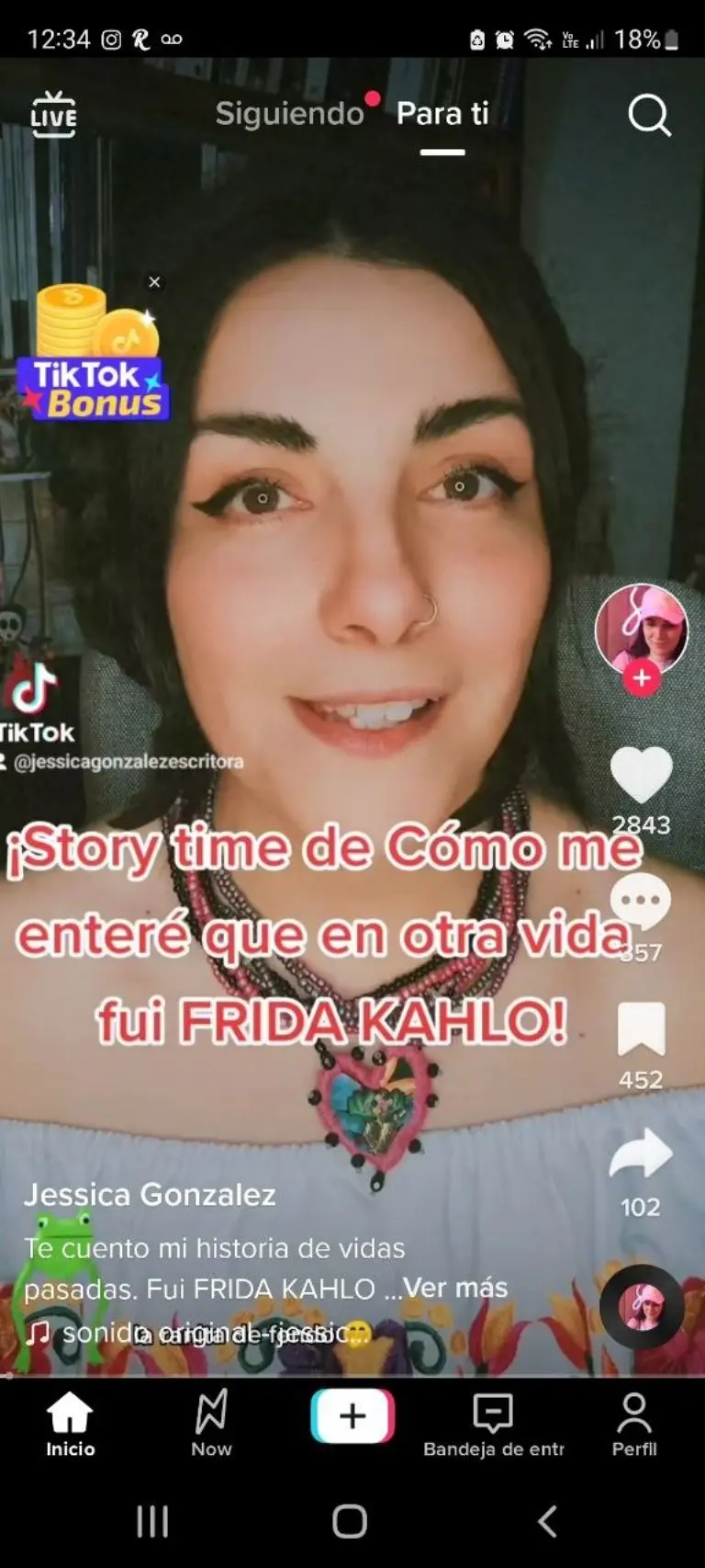 Mujer asegura ser Frida Kahlo - Tomada de video