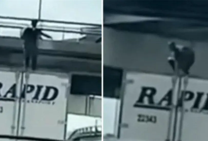El joven de 25 años se subió al tráiler sin que el conductor se diera cuenta para grabar un video bailando en la parte superior del vehículo El joven de 25 años se subió al tráiler sin que el conductor se diera cuenta para grabar un video bailando en la parte superior del vehículo