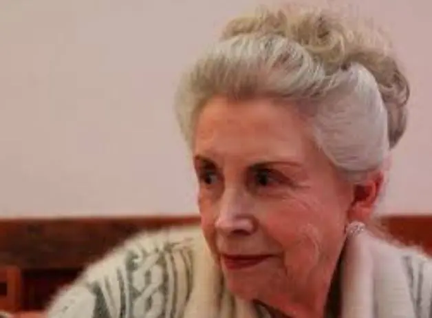 Era la madre de Mar&iacute;a In&eacute;s, quien aseguraba que una mujer deb&iacute;a sujetarse a su marido y ser dependiente econ&oacute;micamente de &eacute;l. La actriz falleci&oacute; en 2017.