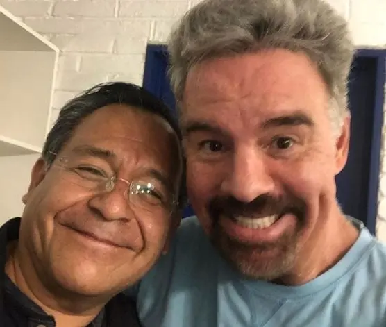 Era un joven, alegre, optimista y educado que se enamora de Mar&iacute;a In&eacute;s y cuida de ella luego de que se divorciara de su marido.