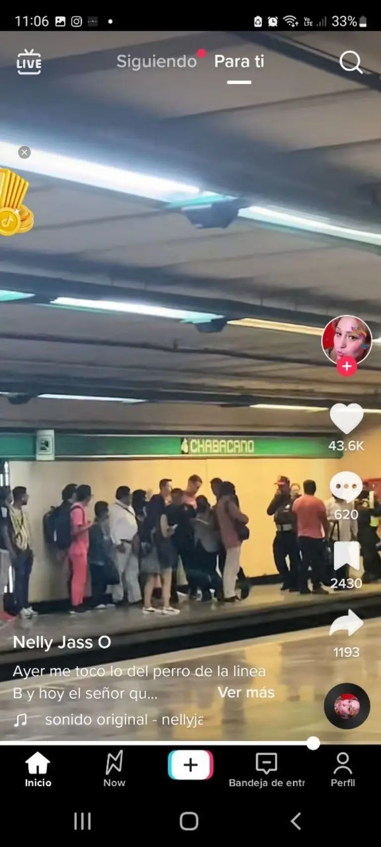 Policía salva a persona con discapacidad visual - Tomada de video