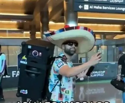 Yahir "el travieso" y su bocina en Qatar2022, conozca al "embajador no oficial" de México Yahir "el travieso" y su bocina en Qatar2022, conozca al "embajador no oficial" de México
