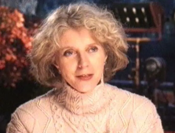 Blythe Danner  | Dina Byrnes 