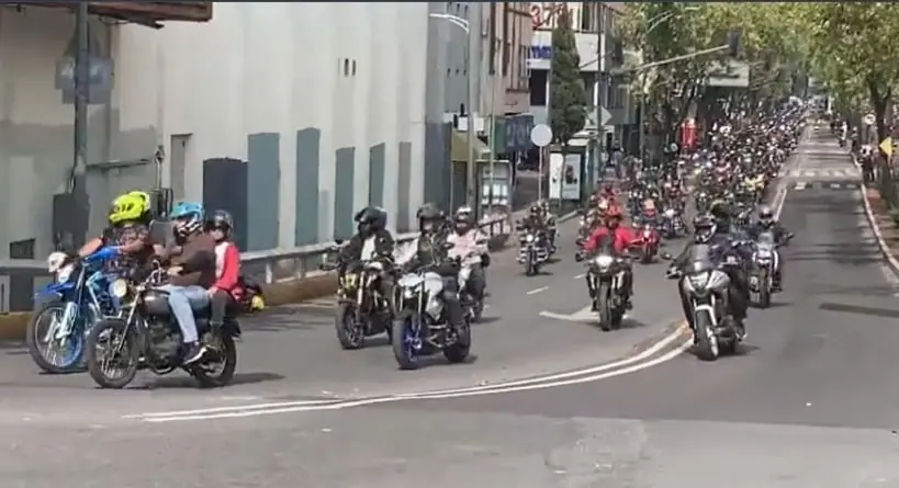 Una de las medidas que más incomodó a los motociclistas fue que sacarán de circulación de las vías rápidas a las unidades de baja cilindrada Una de las medidas que más incomodó a los motociclistas fue que sacarán de circulación de las vías rápidas a las unidades de baja cilindrada