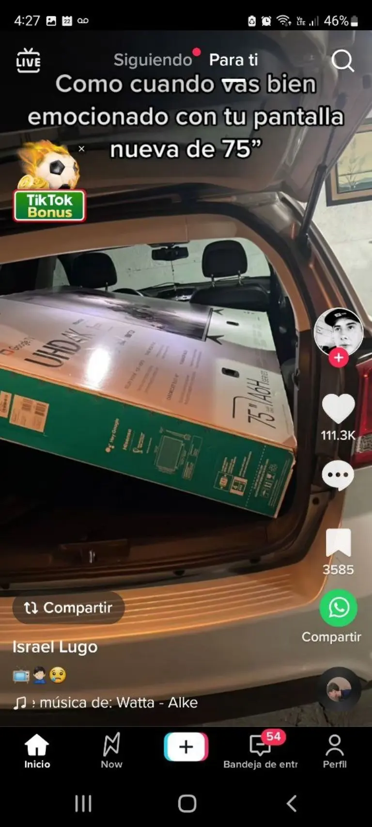 Hombre rompe su pantalla - Tomada de video