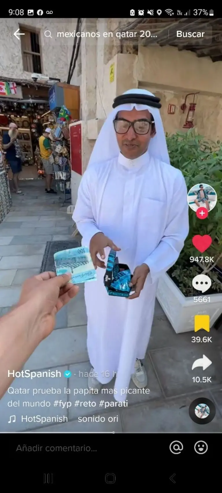 Qatarí se enchila por 100 dólares - Tomada de video