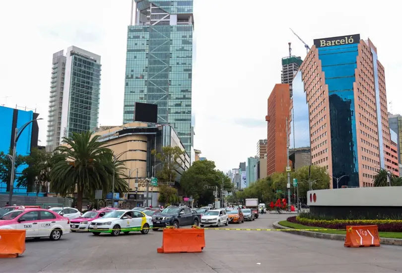 Cierres en la CDMX por la marcha de AMLO. Cierres en la CDMX por la marcha de AMLO.