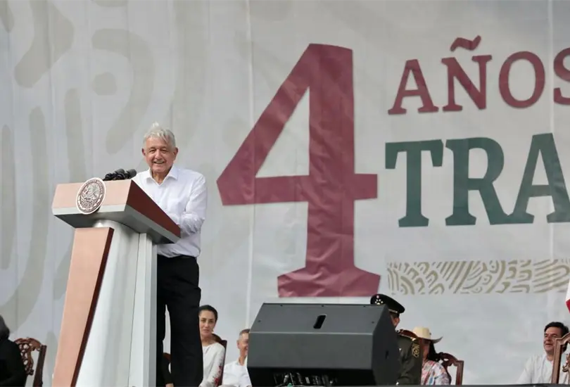 Al final de la marcha convocada por el presidente Andr&eacute;s Manuel L&oacute;pez Obrador, el jefe del Ejecutivo pronunci&oacute; un discurso en el que enumero m&aacute;s de 100 acciones realizadas en lo que va de su sexenio.