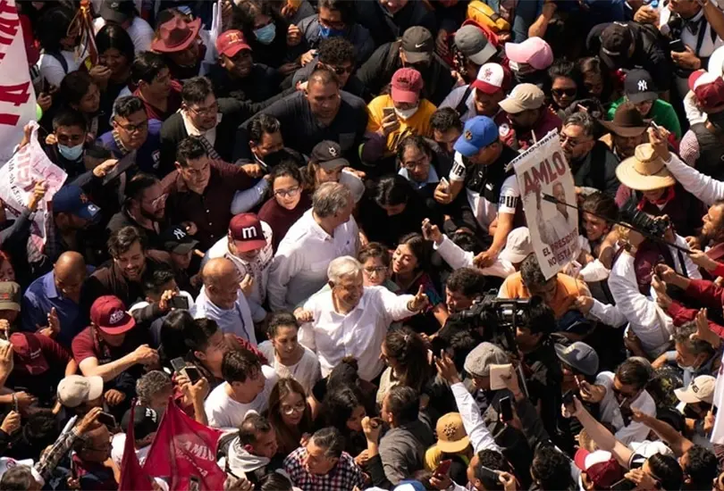 La marcha de AMLO al Z&oacute;calo de la Ciudad de M&eacute;xico. 