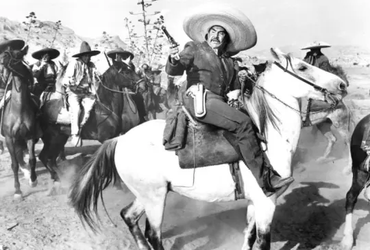 “Yo creo que fui el niño más feliz de la vida, no tenía que ir a la escuela, sin embargo tenía un caballo y un rifle”. “Yo creo que fui el niño más feliz de la vida, no tenía que ir a la escuela, sin embargo tenía un caballo y un rifle”.