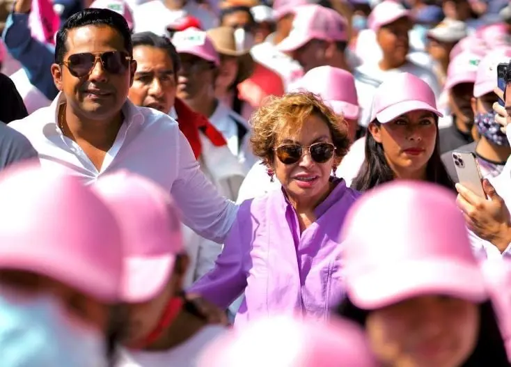  Gordillo reapareció públicamente este noviembre cuando participó en la marcha de opositores del gobierno de AMLO en defensa del INE.