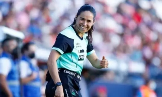 Este jueves en el partido Alemania vs Costa Rica, Karen Janet formará parte del grupo de seis mujeres que por primera vez pitarán un partido del Mundial varonil