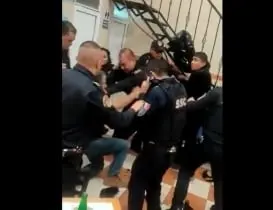 Testigos denunciaron que los agentes de la SSC abusaron de su poder Créditos: Captura de pantalla Testigos denunciaron que los agentes de la SSC abusaron de su poder Créditos: Captura de pantalla