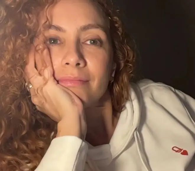 Era la amante de Enrique, una joven abogada de su firma que se enamora de él.