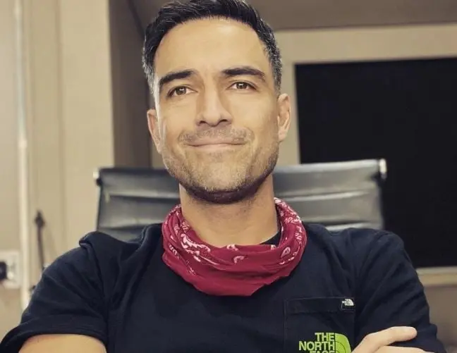 Era el novio de Renata, un joven de clase alta que se encela cuando Renata comienza a salir con Ulises.