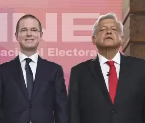 Ricardo Anaya asegura que AMLO quiere desaparecer al INE y arremete en su contra 