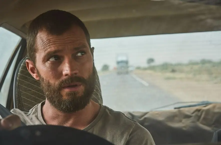 Cuando un hombre despierta en el interior des&eacute;rtico de Australia habiendo perdido completamente la memoria, deber&aacute; usar las pocas pistas que tiene para descubrir su identidad antes de que su pasado lo alcance.