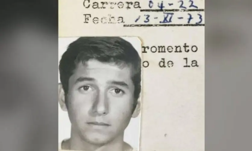  AMLO se mud&oacute; a la Ciudad de M&eacute;xico cuando cumpli&oacute; los 19 a&ntilde;os para estudiar Ciencias pol&iacute;ticas y administraci&oacute;n p&uacute;blica en la Universidad Nacional Aut&oacute;noma de M&eacute;xico.