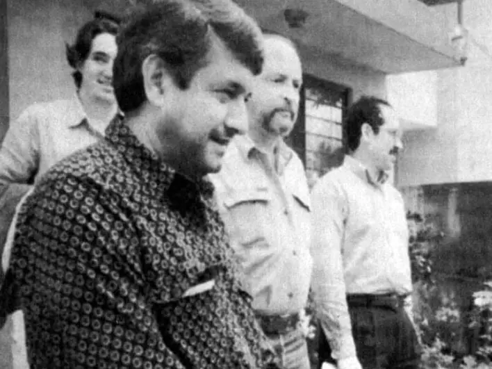En 1994 volvi&oacute; a ser candidato por la gubernatura de Tabasco por el PRD, pero obtuvo el segundo lugar y acus&oacute; los comicios como fraudulentos pues su opositor, Roberto Madrazo Pintado, hab&iacute;a rebasado los gastos de campa&ntilde;a y hab&iacute;a incongruencias en el conteo de las casillas. Dos a&ntilde;os despu&eacute;s, public&oacute; su cuarto libro 'Entre la historia y la esperanza: corrupci&oacute;n y lucha democr&aacute;tica en Tabasco'.