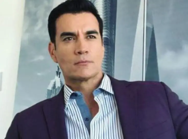 En 2018, el actor fue asaltado por un ladrón que se llevó su celular y su cartera, sin embargo, Zepeda lo persiguió y lo atrapó, a pesar de que el delincuente portaba un arma de fuego.