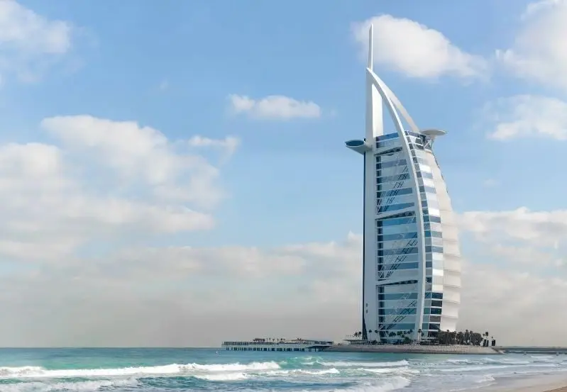 17. Georgia, Armenia, Emiratos Árabes, Omán, Azerbaiyán, Seychelles y Mauricio.