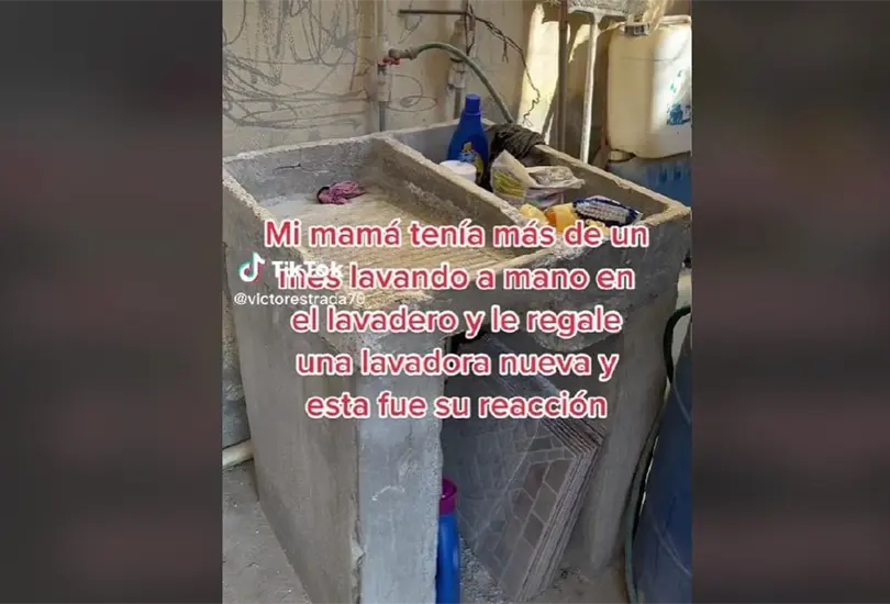 Mam&aacute; se enoja con su hijo por regalarle una lavadora 