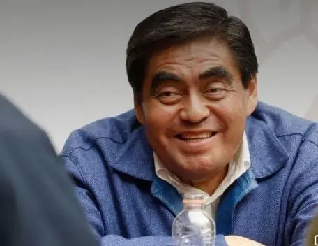El gobernador de Puebla falleció este martes, y en esta ocasión recordamos las frases más polémicas que dijo Miguel Barbosa. El gobernador de Puebla falleció este martes, y en esta ocasión recordamos las frases más polémicas que dijo Miguel Barbosa.