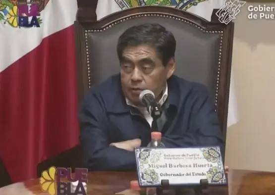 7. “La vacuna contra el coronavirus es un plato de mole de guajolote”