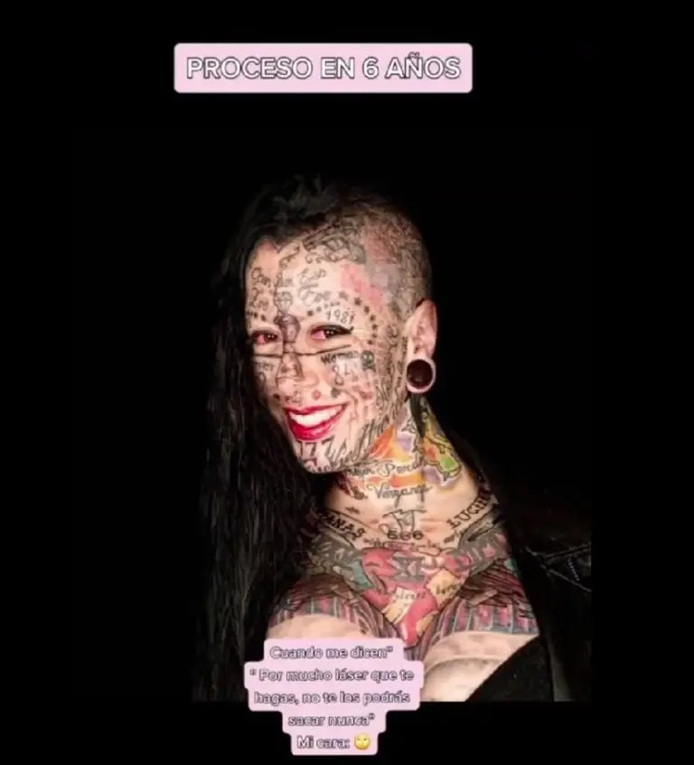 Mujer se quita los tatuajes de la cara (Instagram)