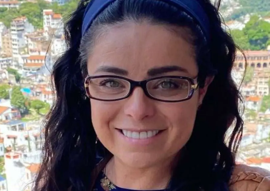 Violeta Isfel | 2022