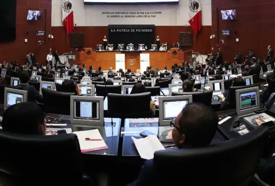 Aún con la negativa de Monreal, los Senadores aprobaron en lo general y particular el Plan B de Reforma Electoral de AMLO.