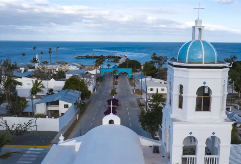 Los paquetes tur&iacute;sticos de Islas Mar&iacute;as van desde los 5 mil 455 hasta los 8 mil 050 pesos seg&uacute;n el gusto de los turistas. El hospedaje cuenta con villas dobles y sencillas, buffet y men&uacute; a la carta en restaurante y terraza.