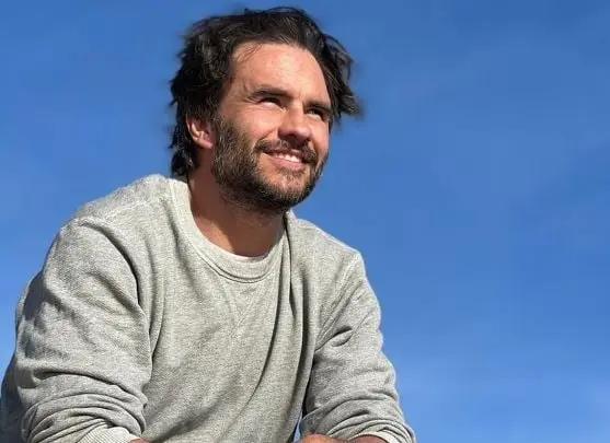 Era el esposo de Jade, a quien nunca quiso.