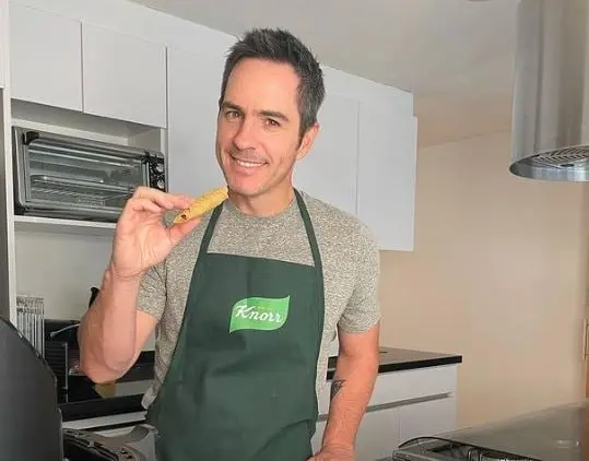 Era el hijo de Leonardo, quien vive un amor imposible con Jade.