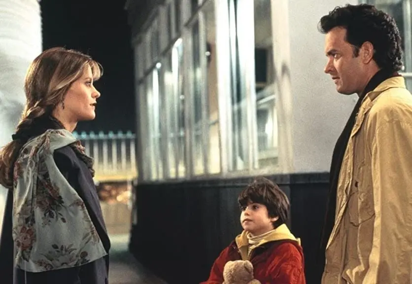 El hijo de un hombre viudo decide enviar una carta a un programa de radio, en la que solicita una esposa para su padre y una nueva madre para &eacute;l.