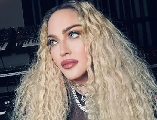 La "Reina del pop" gusta de esta actividad a tal grado que en sus espect&aacute;culos aprovecha para hacer algunos de los movimientos m&aacute;s arriesgados en el escenario.