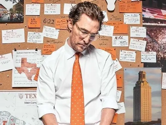 Tambi&eacute;n McConaughey es uno de sus fieles seguidores, pero al actor le gusta practicarla en la playa.