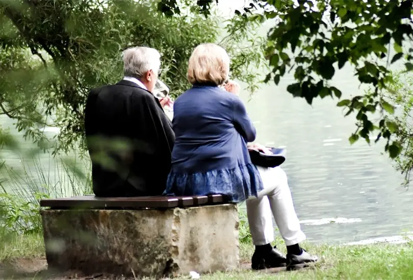 Hubert y June Malicote tenían 100 años, llevaban 79 años de casados pero 81 años de sus vidas juntos. Hubert y June Malicote tenían 100 años, llevaban 79 años de casados pero 81 años de sus vidas juntos.