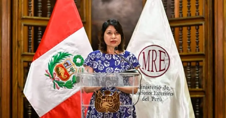 La Canciller peruana Ana Cecilia Gervasi expulsó al embajador de México en Lima, Pablo Monroy Conesa. Foto: @CancilleriaPeru
