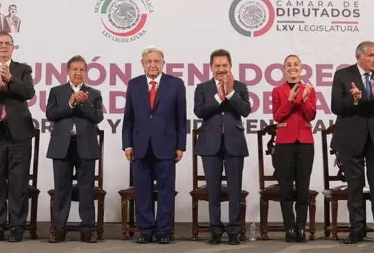 El término corcholata nació en el 175 Aniversario de la Independencia e involucra a Raúl Castro y a López Portillo, pero es por AMLO que esto siquiera se sabe.