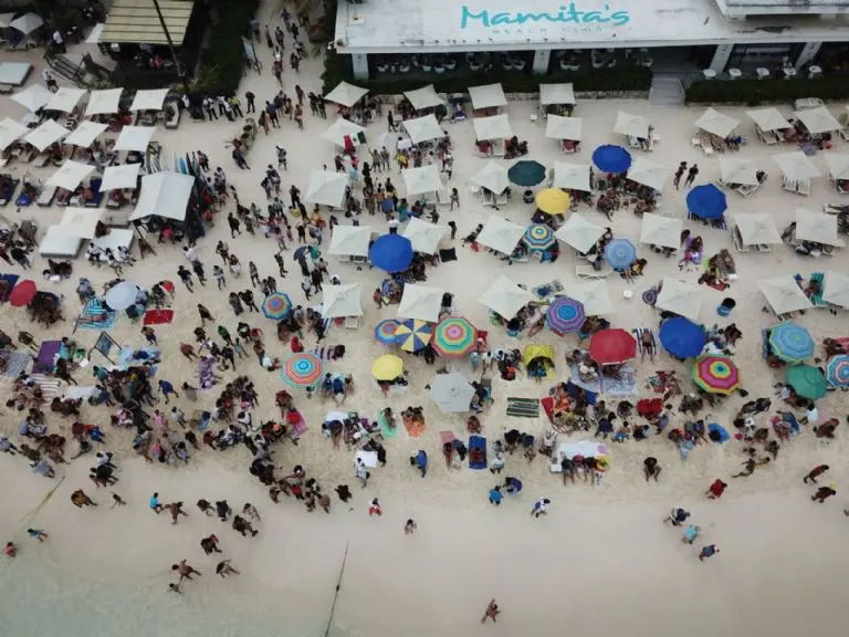 El sector empresarial de Playa del Carmen asegura que el Secretario de Seguridad Pública, Raúl Alberto Tassinari, "está rebasado