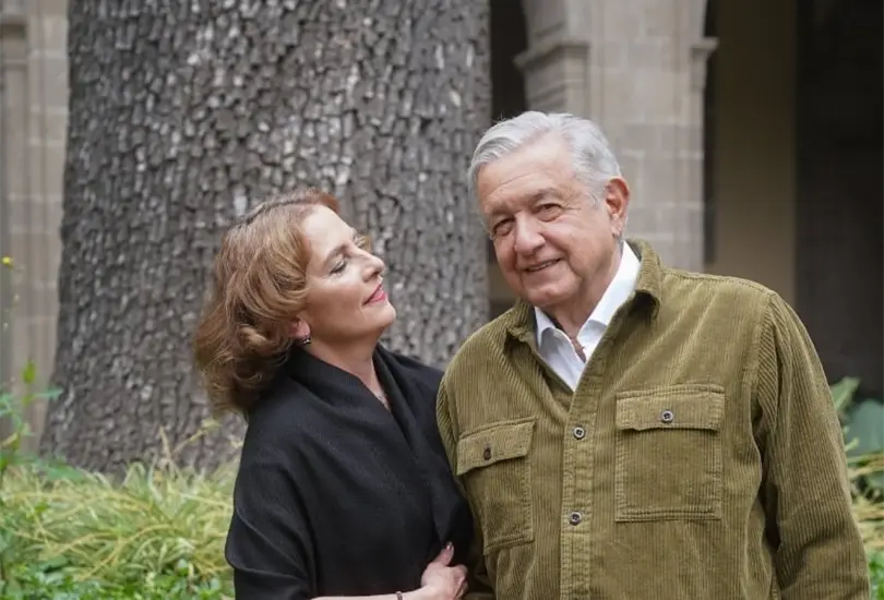 AMLO envía mensaje por la Navidad y comparte sus deseos AMLO envía mensaje por la Navidad y comparte sus deseos