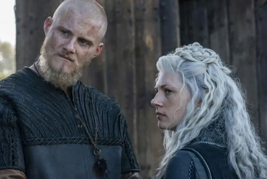 Esta secuela de ‘Vikingos’, 100 años después, muestra a una nueva generación de héroes legendarios surge para forjar su destino y cambiar la historia.