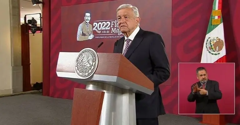 AMLO criticó la revocación de las candidaturas de los morenistas Félix Salgado Macedonio y Raúl Morón Orozco. Foto: captura de pantalla